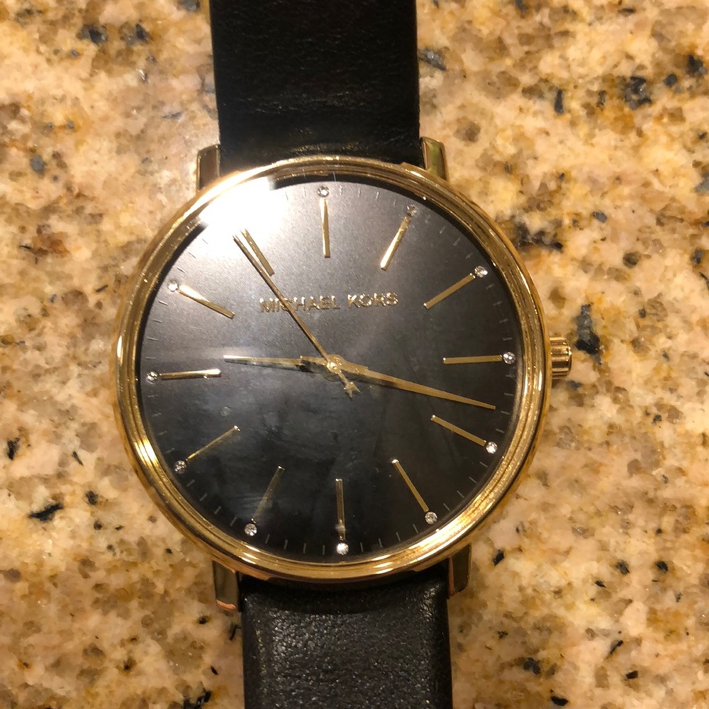 Michael kors black leather band